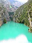 GORGES DU VERDON: ڞasn zelen barva jezera Lac de Ste Croix
